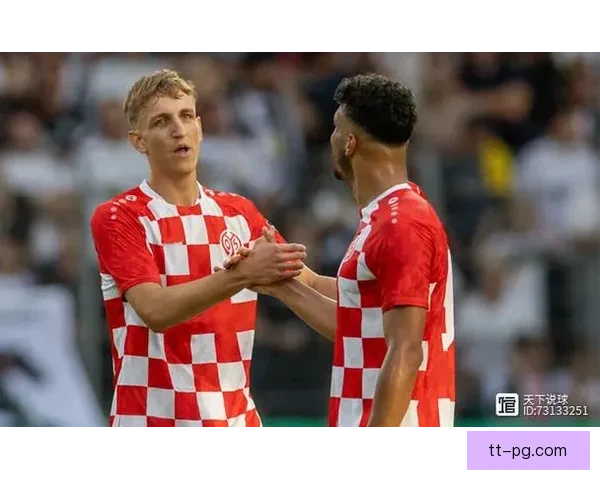 柏林联合保级成功后启用前美因茨主帅博·斯文松掌舵新赛季